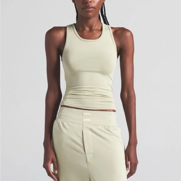 NWT SKIMS Long Boyfriend Tank in Talc - Picture 1 of 6